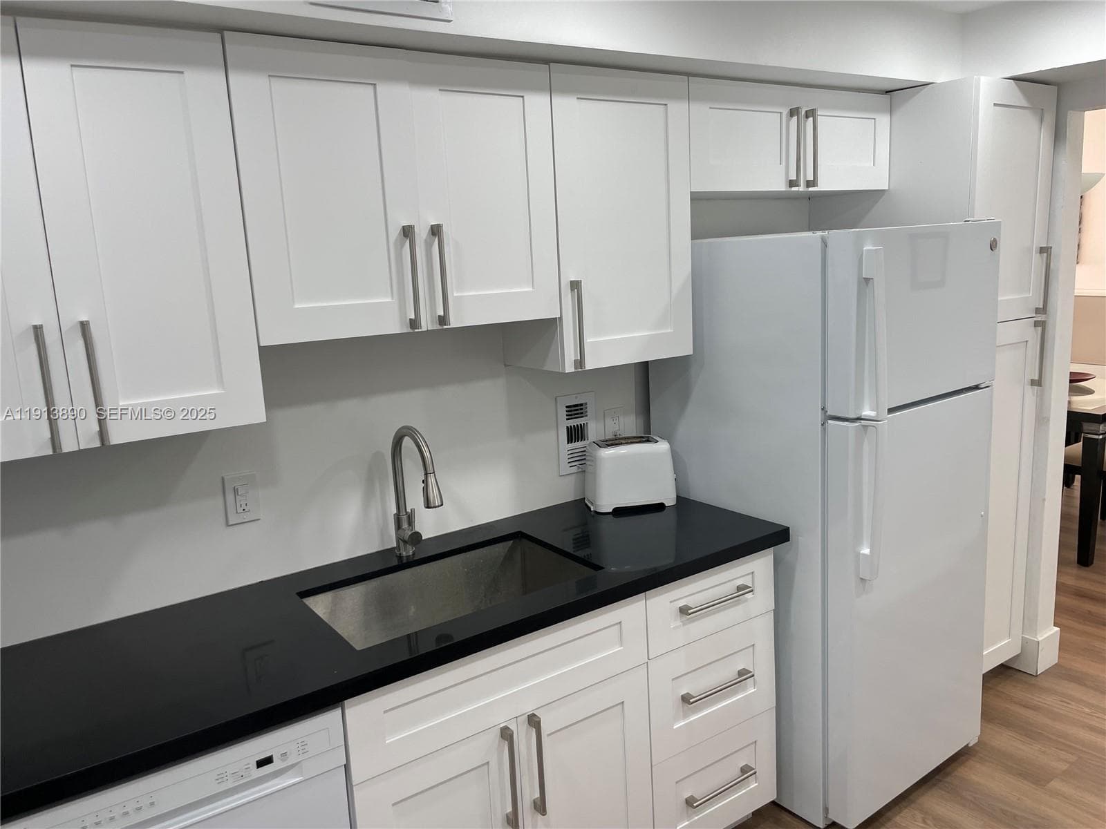 TIDES ON HOLLYWOOD BEACH · #11T in Lauderdale By The Sea - Photo 10