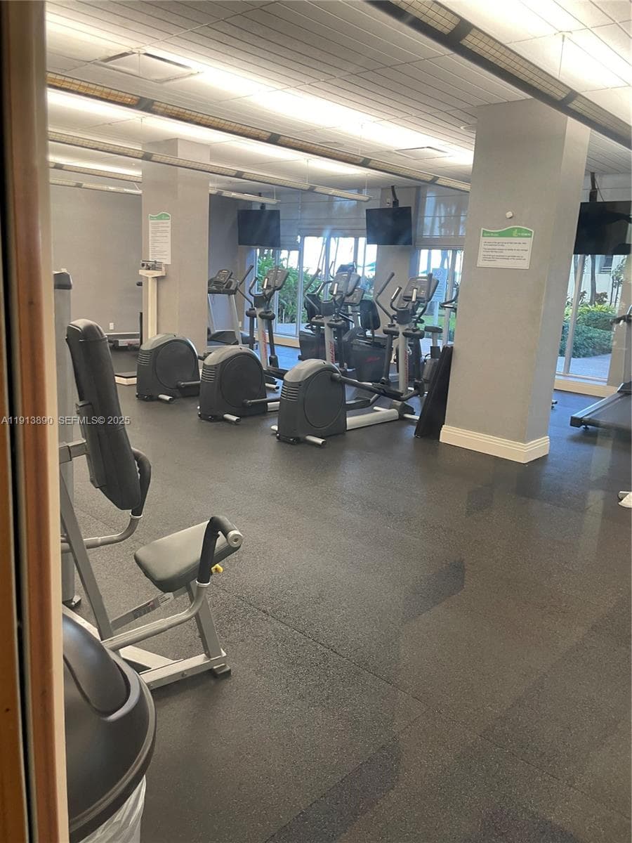 TIDES ON HOLLYWOOD BEACH · #11T in Lauderdale By The Sea - Photo 35