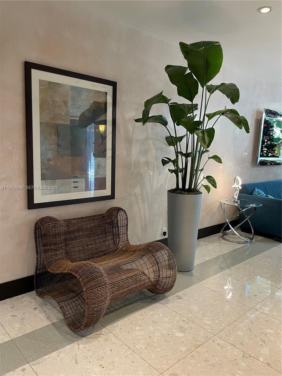 TIDES ON HOLLYWOOD BEACH · #11T in Lauderdale By The Sea - Photo 39