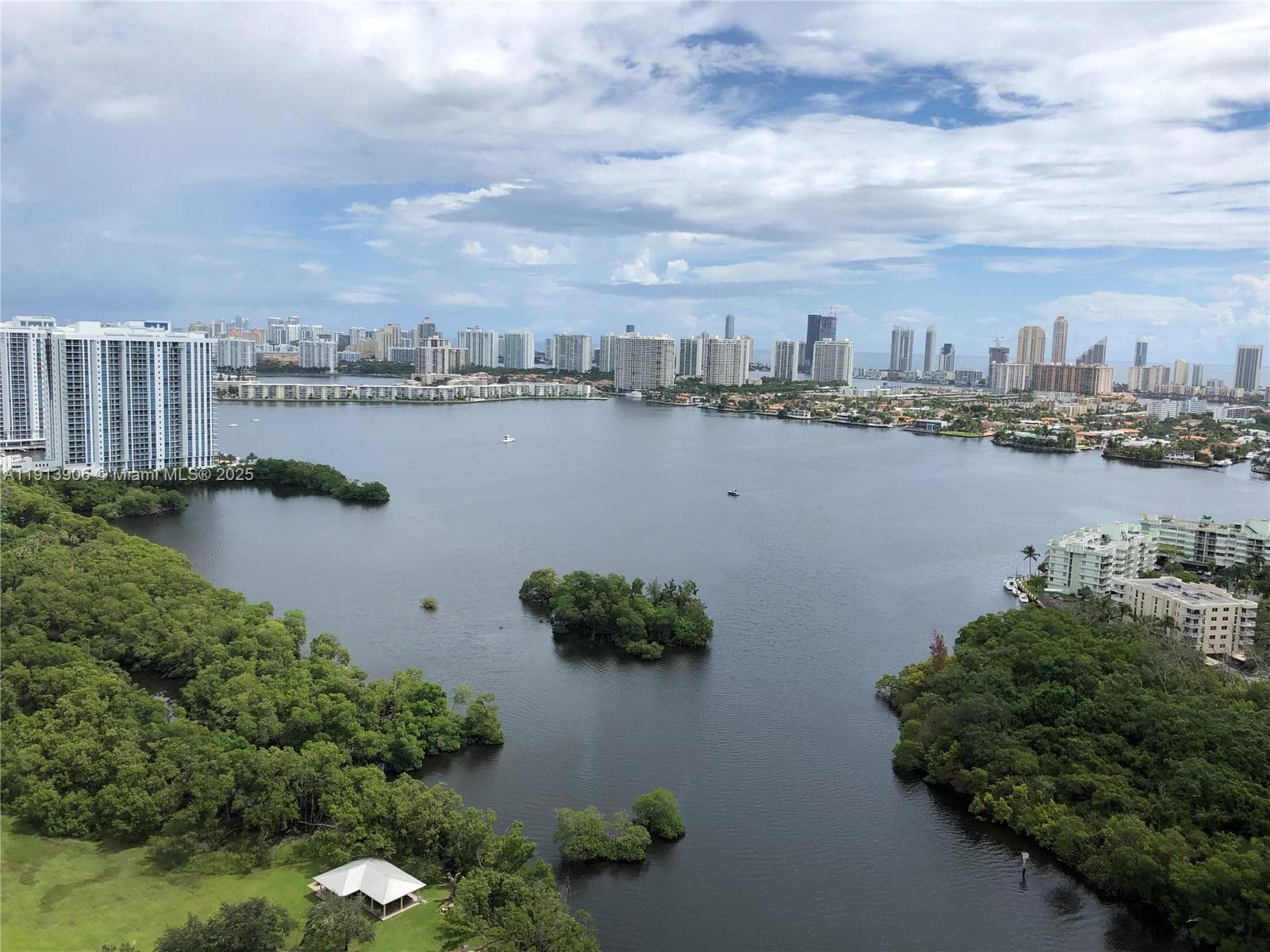 THE HARBOUR · #3003 in North Miami Beach - Photo 8