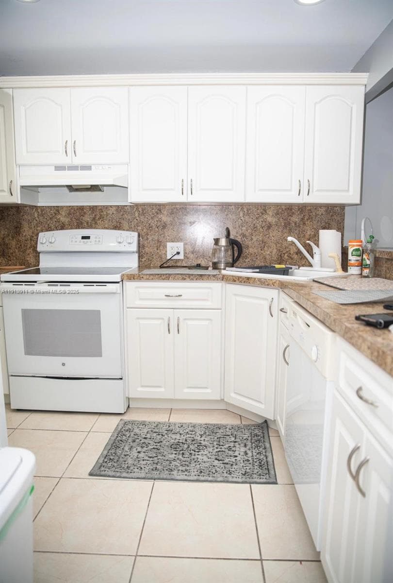 BRAVURA II CONDO · #703 in Aventura - Photo 5