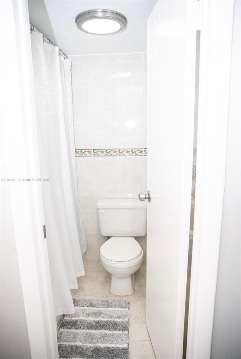 BRAVURA II CONDO · #703 in Aventura - Photo 9