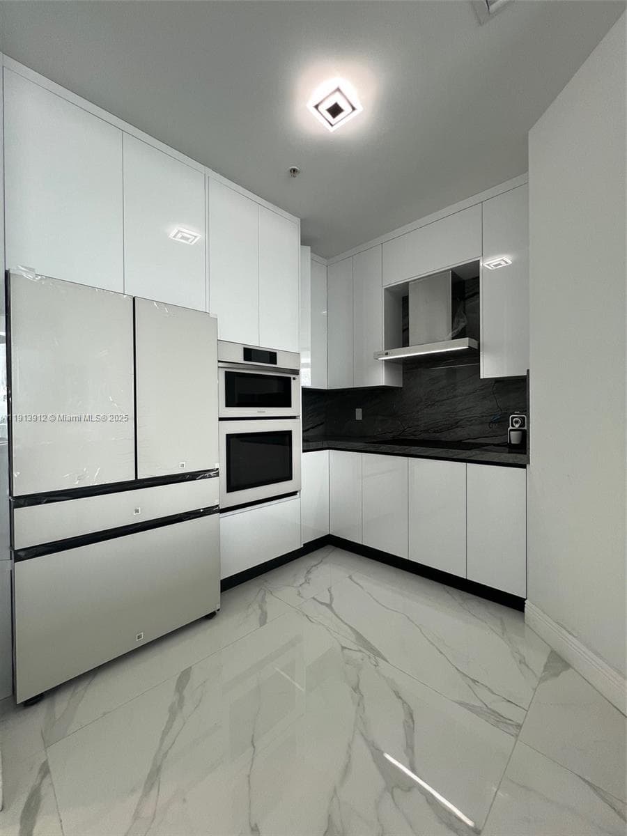 360 CONDO B · #1202 in North Bay Village - Photo 6