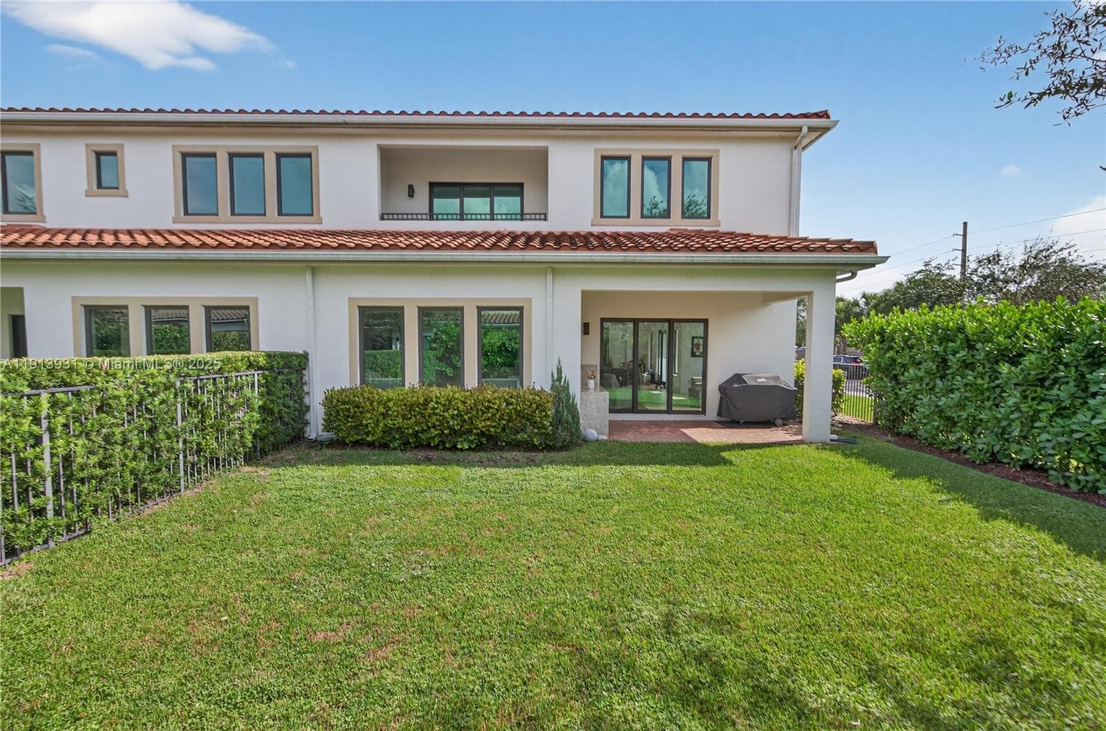 5999 E Brookfield Cir E photo 6