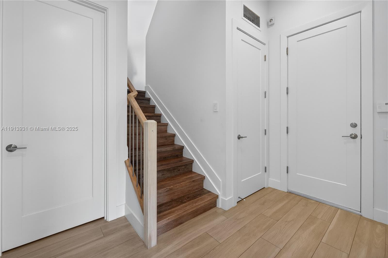 5999 E Brookfield Cir E photo 26