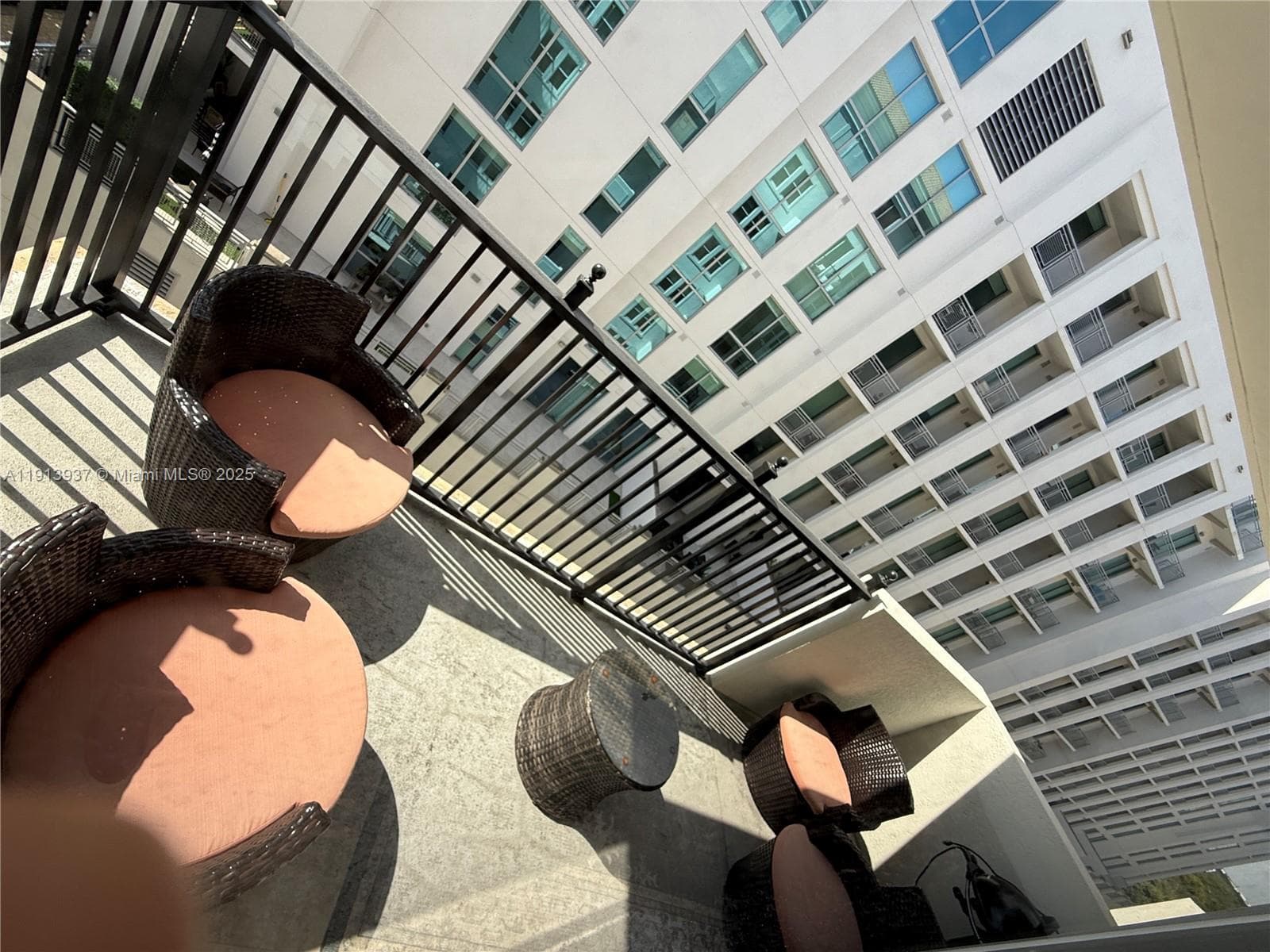 ONE VILLAGE PLACE CONDO · #811 in Coral Gables - Photo 10