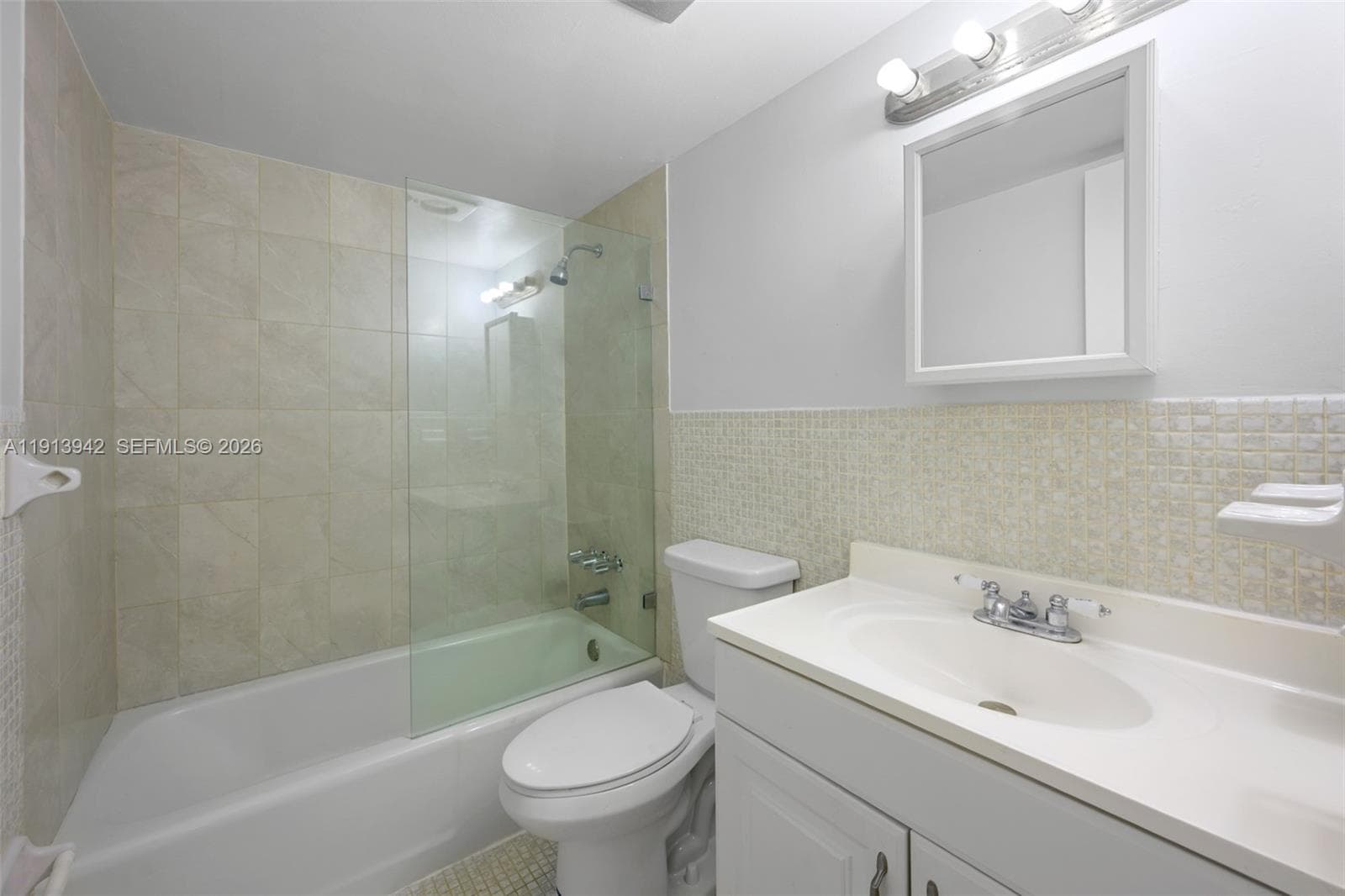 STAR PARADISE CONDO · #215 in Hallandale Beach - Photo 13