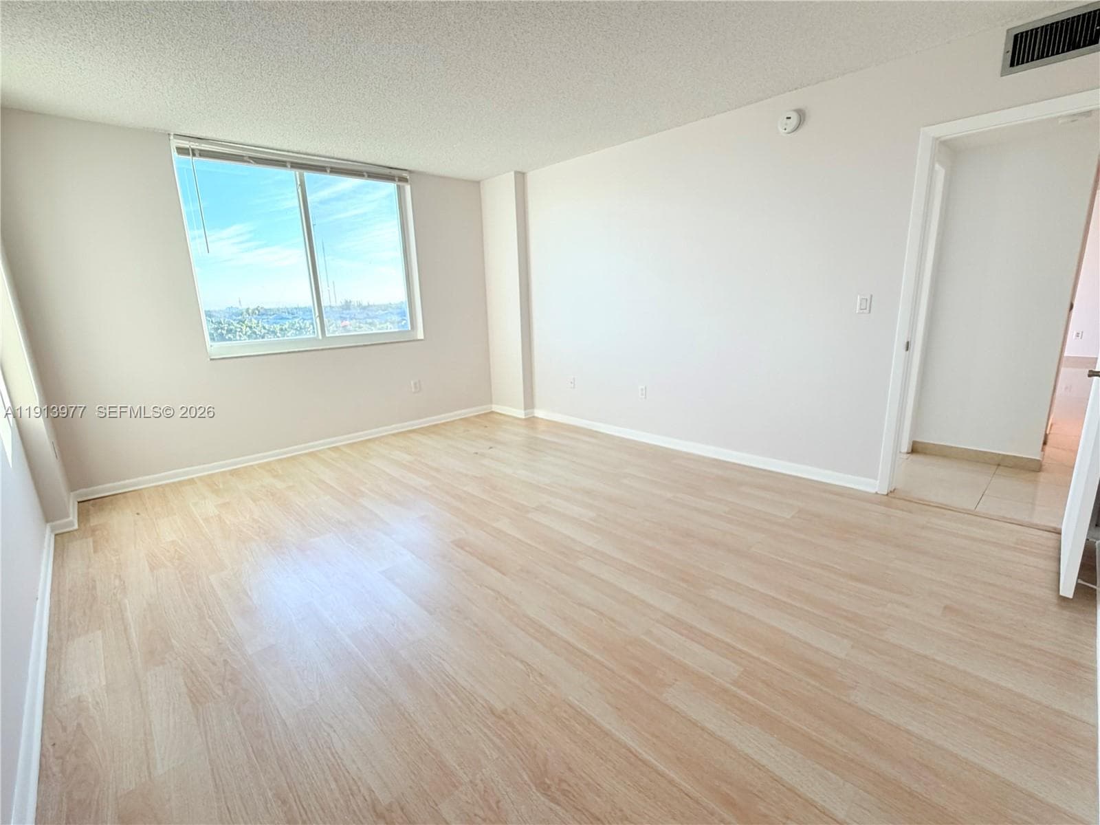 HILLCREST EAST 20 · #704 in Hollywood - Photo 21