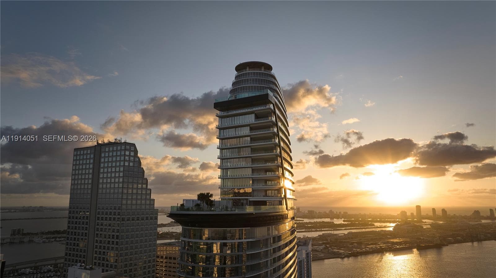 Aston Martin Residences · #3506W in Miami - Photo 81