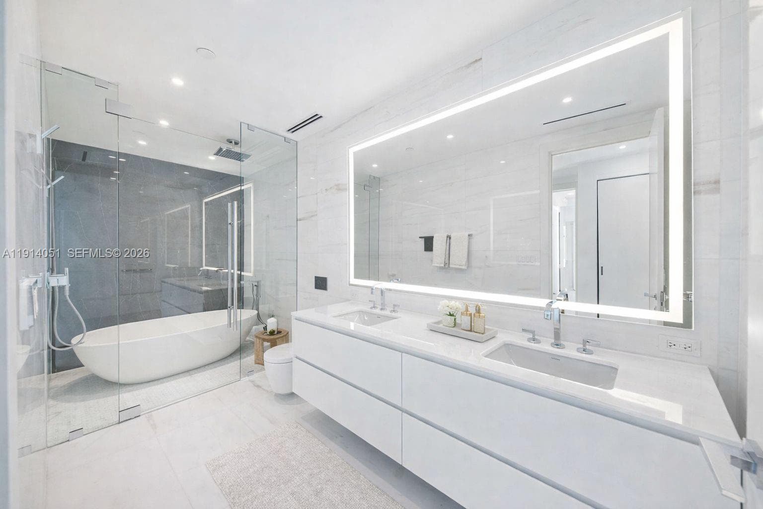Aston Martin Residences · #3506W in Miami - Photo 21