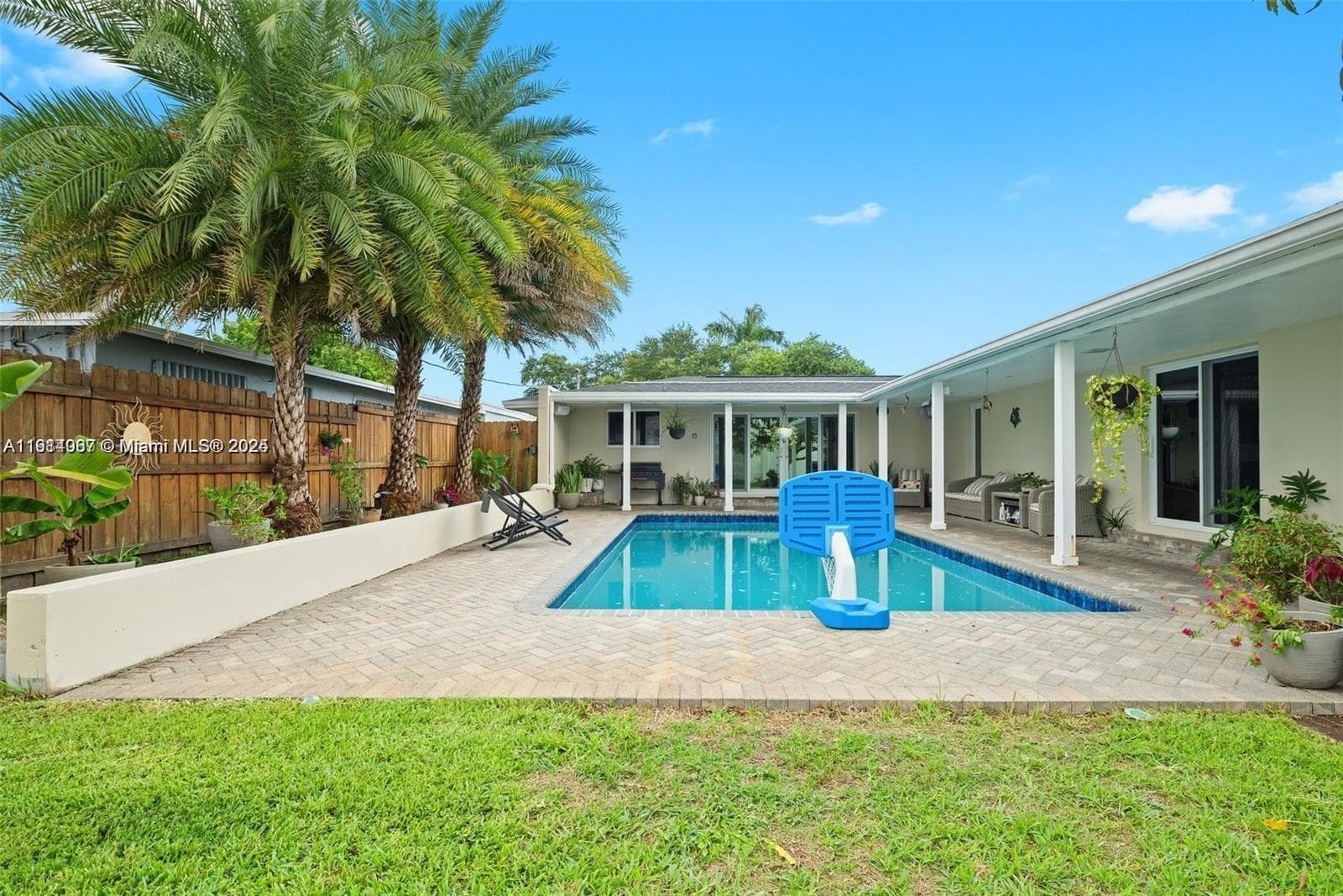 5021 SW 29th Ter photo 19