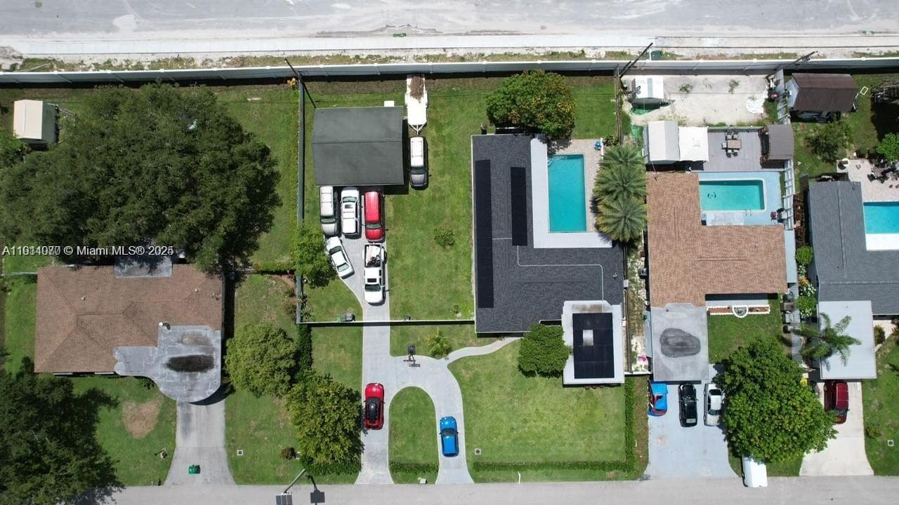 5021 SW 29th Ter photo 21