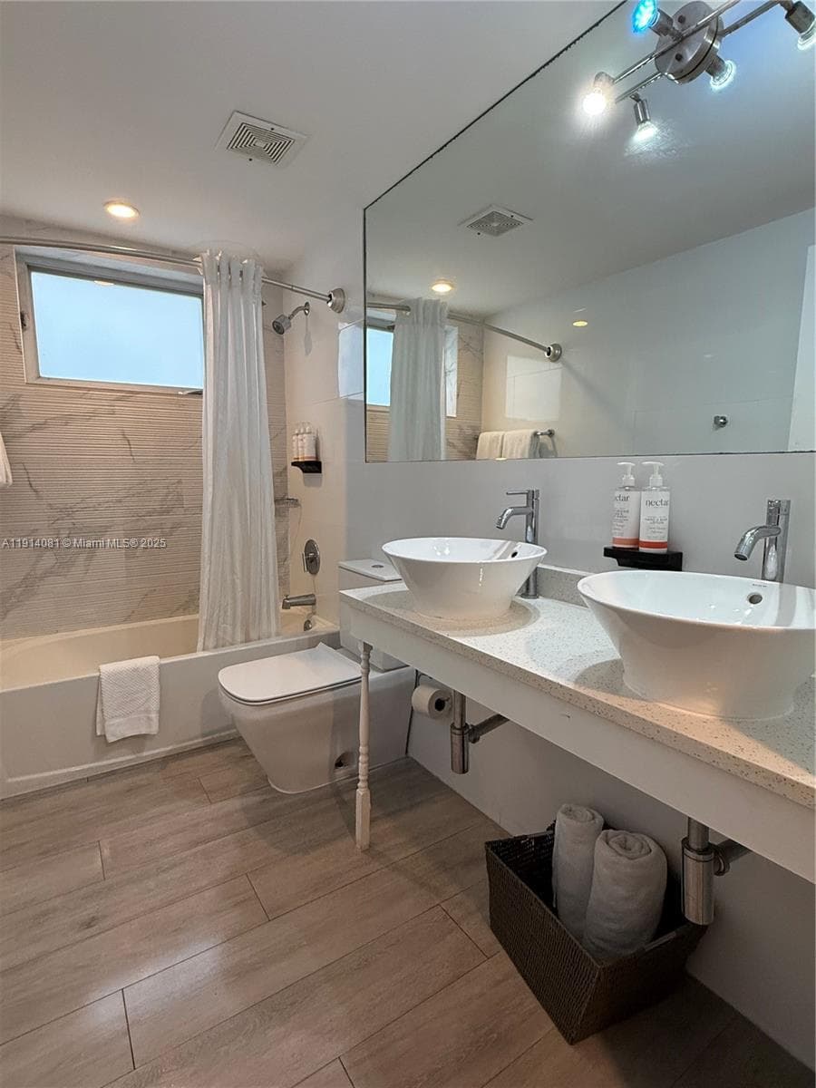AMD PL OF 2ND OCEAN FRONT · #3 in Miami Beach - Photo 4