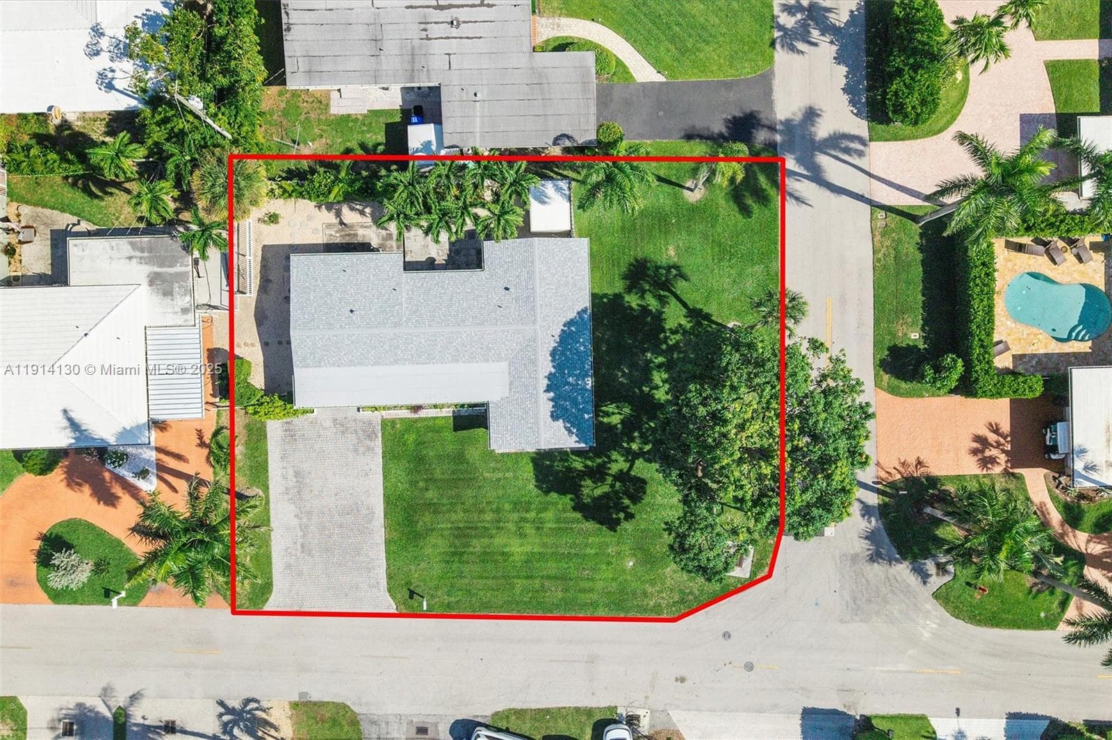 277 Miramar Ave photo 14