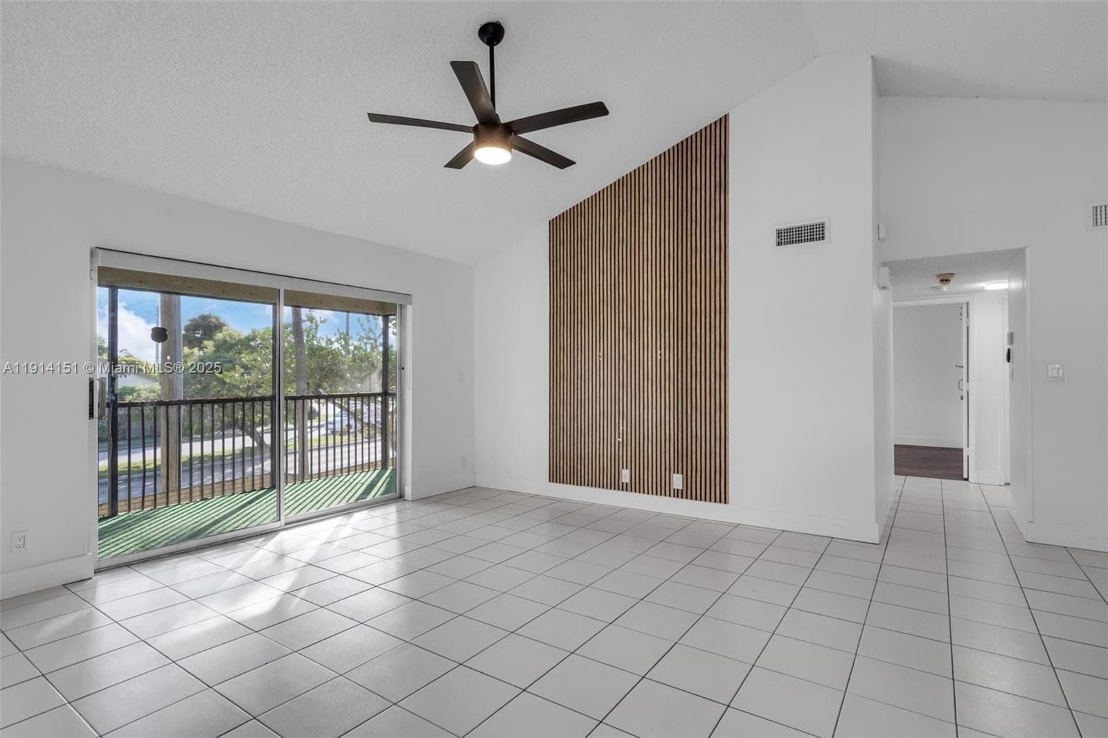 OAKLAND FOREST CLUB CONDO · #203 in Oakland Park - Photo 5