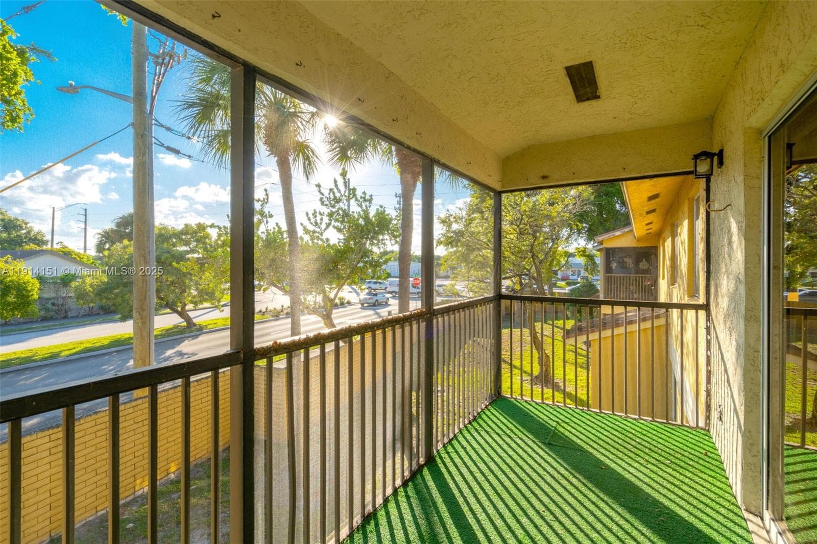 OAKLAND FOREST CLUB CONDO · #203 in Oakland Park - Photo 21