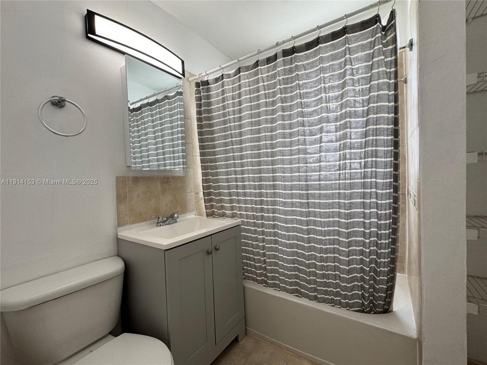 PALM GARDEN CONDO · #9 in Miami Beach - Photo 16