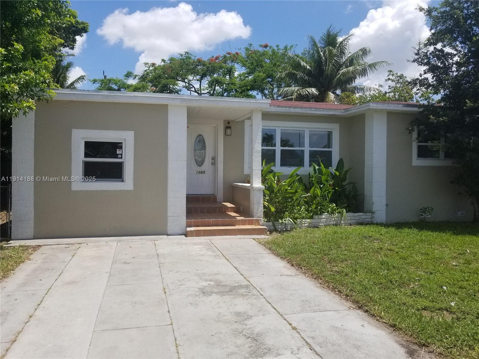 1085 NW 133rd St photo 22