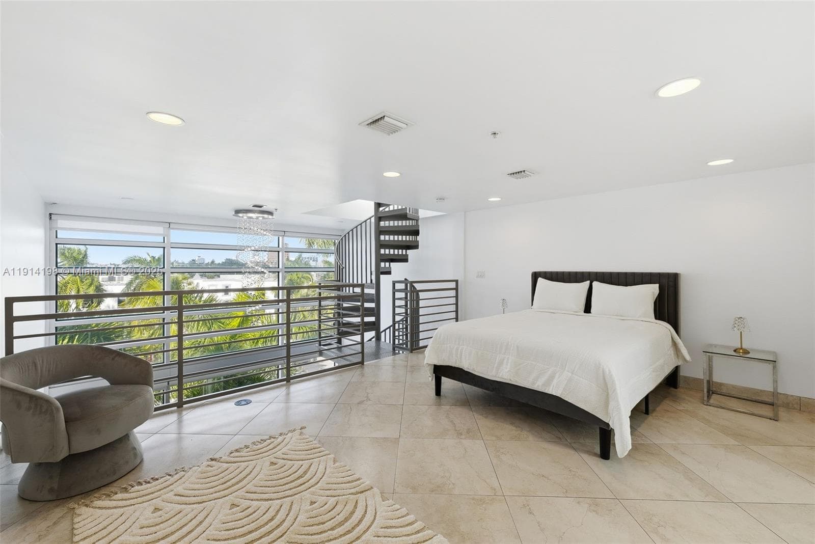 MERIDIAN 5 CONDO · #16 in Miami Beach - Photo 13