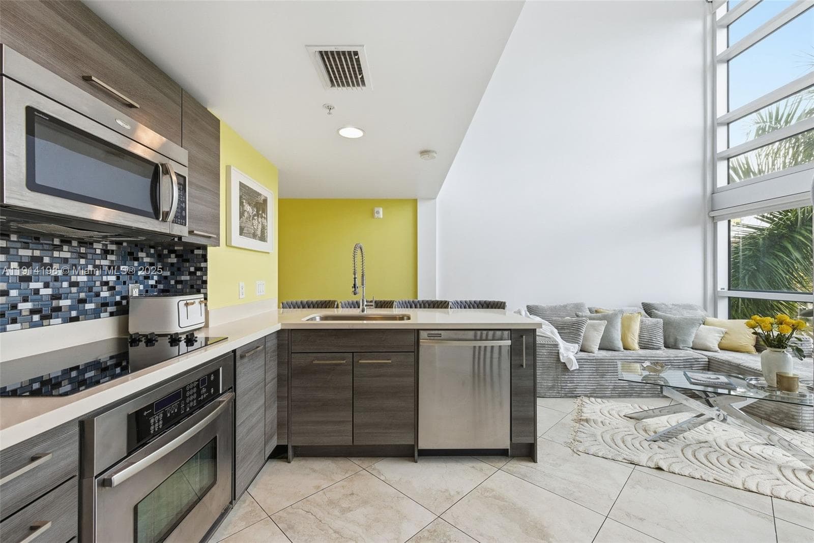 MERIDIAN 5 CONDO · #16 in Miami Beach - Photo 5