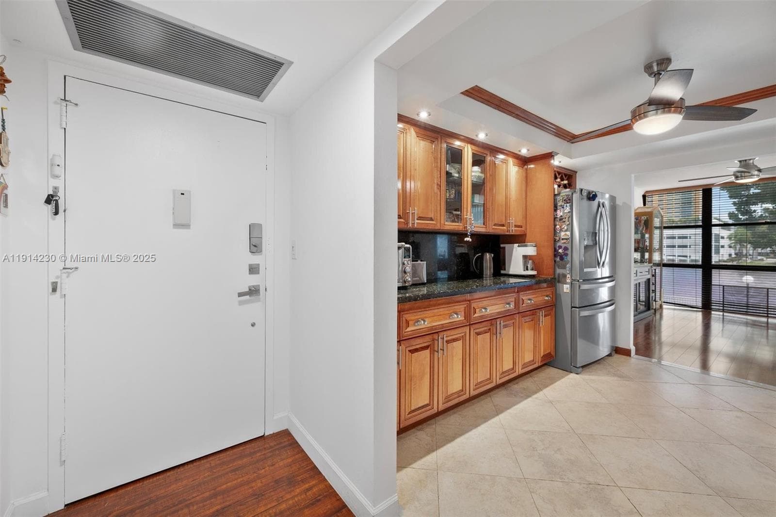 OCEANVIEW PARK CONDO · #220 in Hallandale Beach - Photo 13