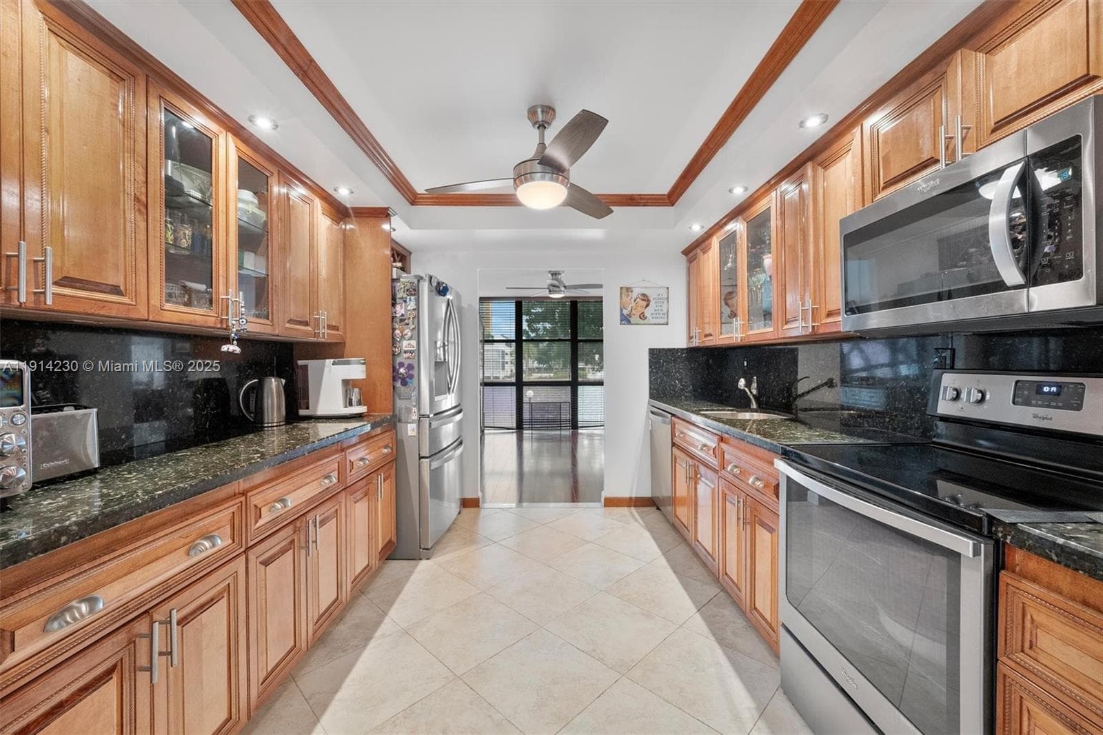 OCEANVIEW PARK CONDO · #220 in Hallandale Beach - Photo 12