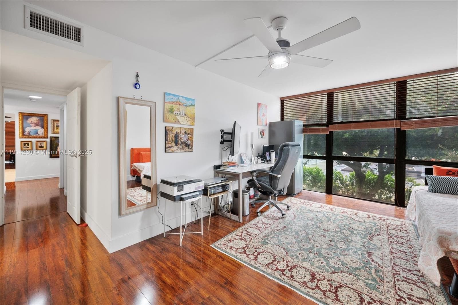 OCEANVIEW PARK CONDO · #220 in Hallandale Beach - Photo 30