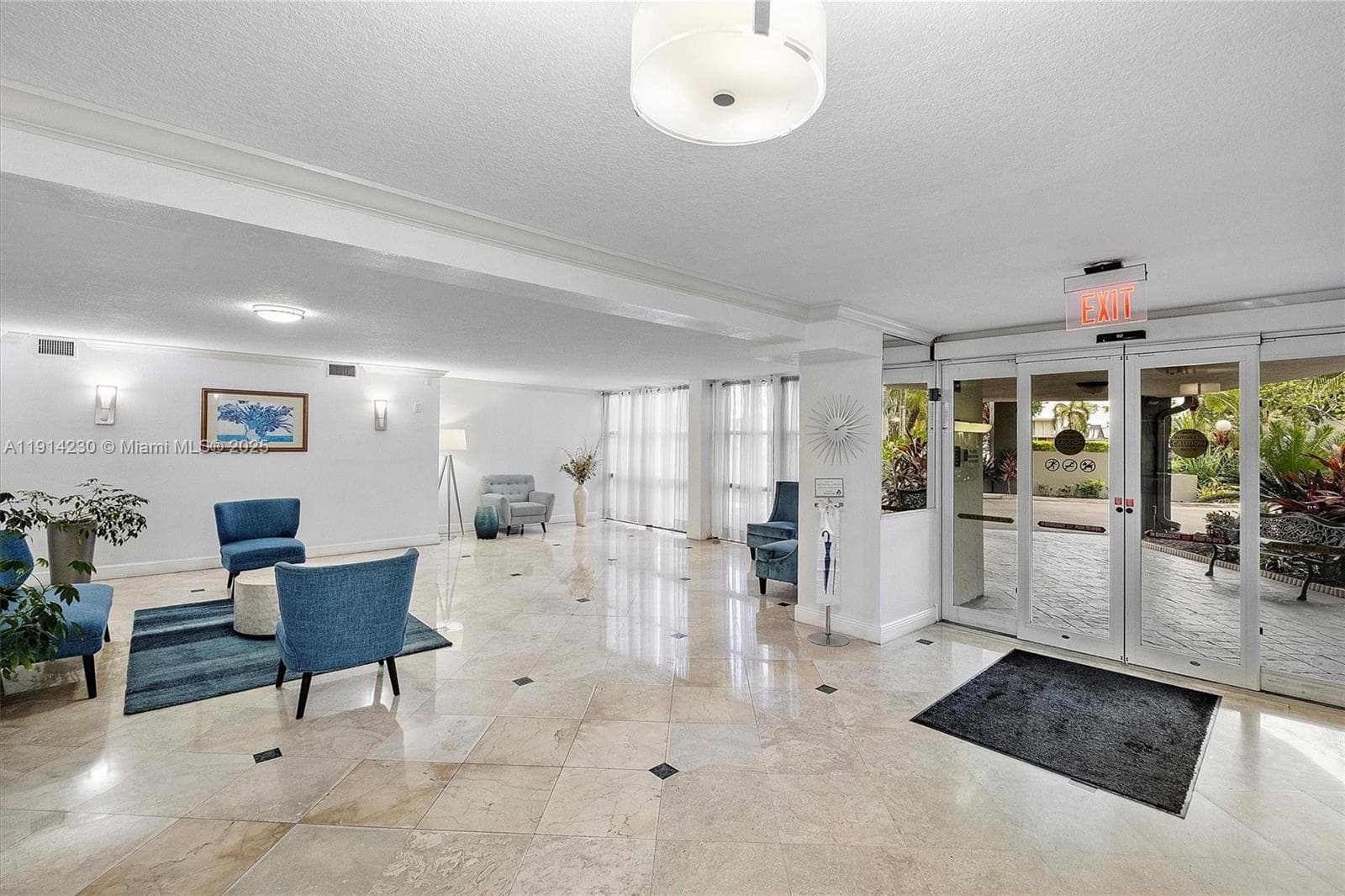 OCEANVIEW PARK CONDO · #220 in Hallandale Beach - Photo 10