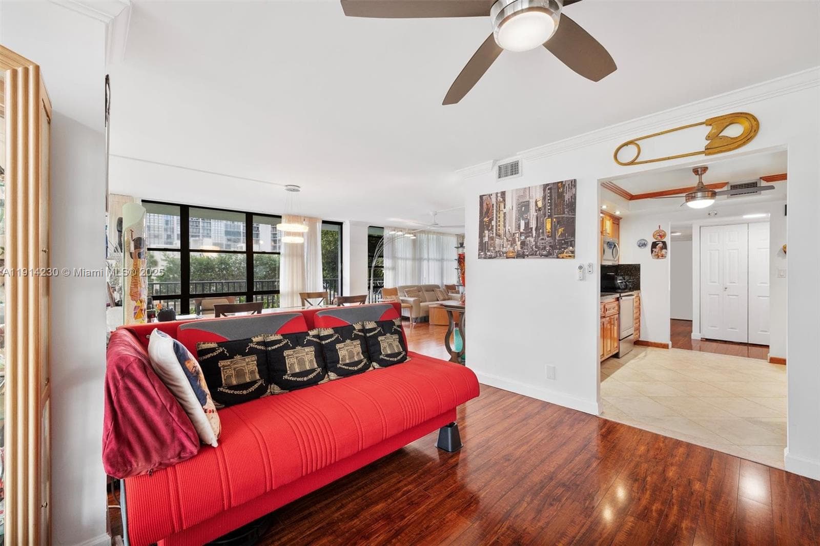 OCEANVIEW PARK CONDO · #220 in Hallandale Beach - Photo 18