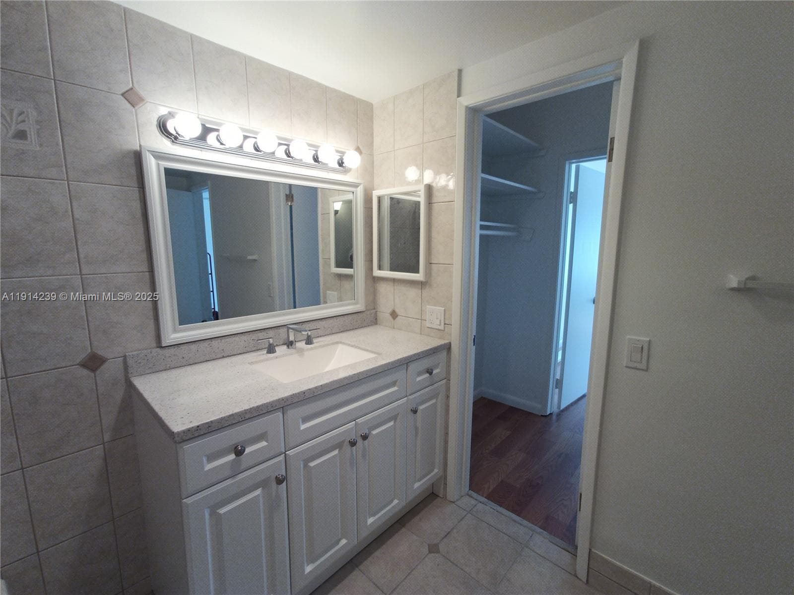 CRYSTAL COVE CONDO · #2B in Hallandale Beach - Photo 11