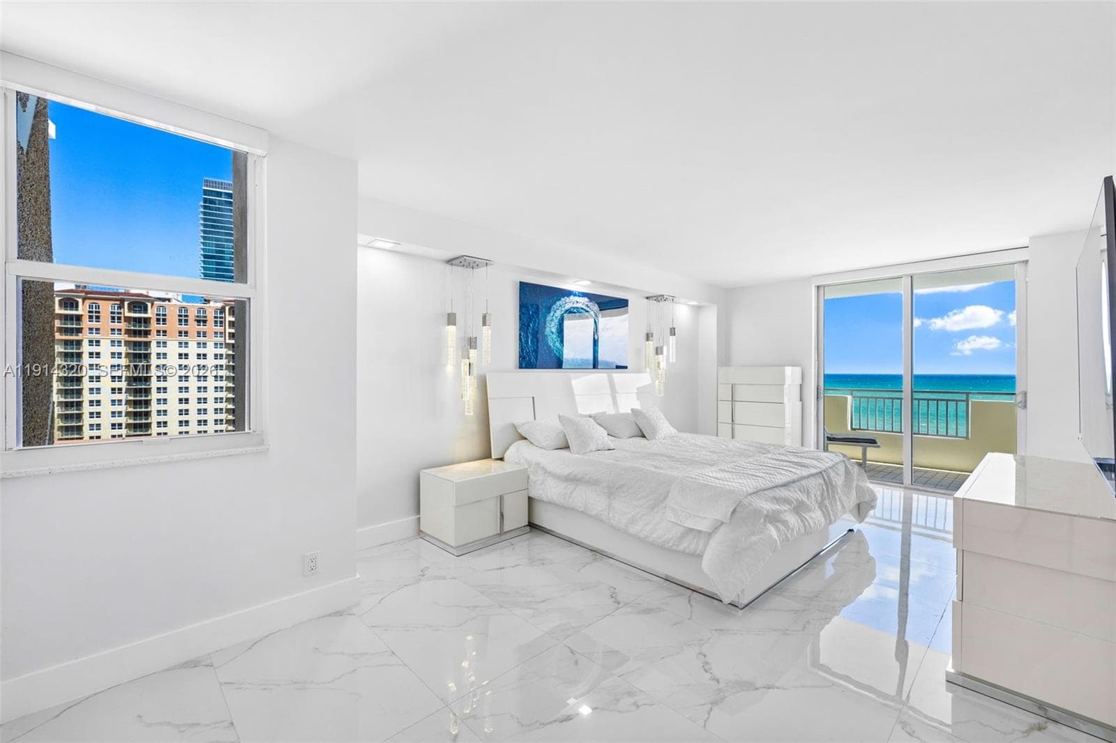 PARKER DORADO CONDO · #1408 in Hallandale Beach - Photo 32