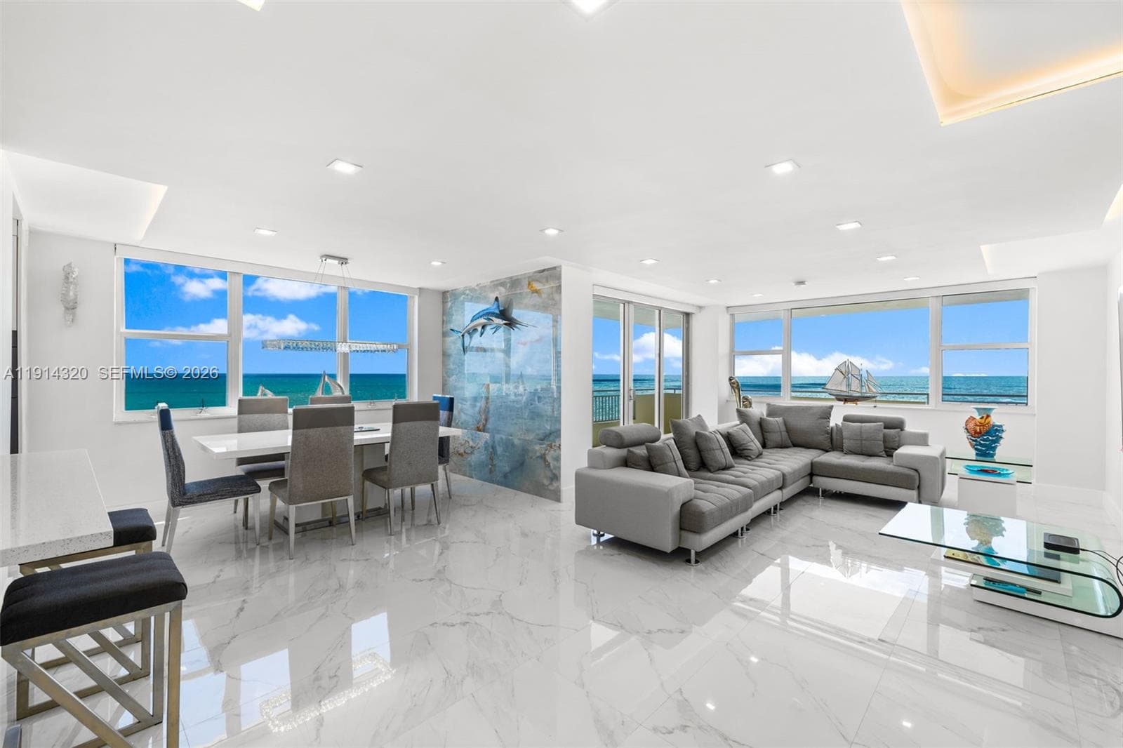 PARKER DORADO CONDO · #1408 in Hallandale Beach - Photo 1
