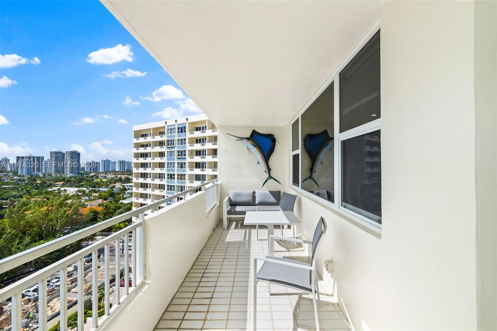 PARKER DORADO CONDO · #1408 in Hallandale Beach - Photo 9