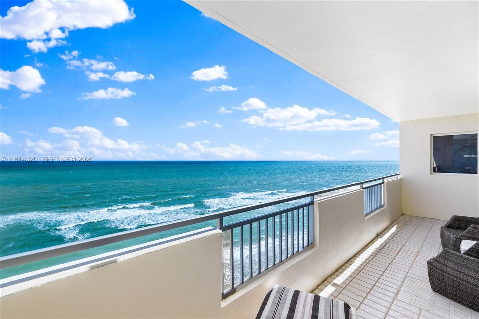 PARKER DORADO CONDO · #1408 in Hallandale Beach - Photo 4