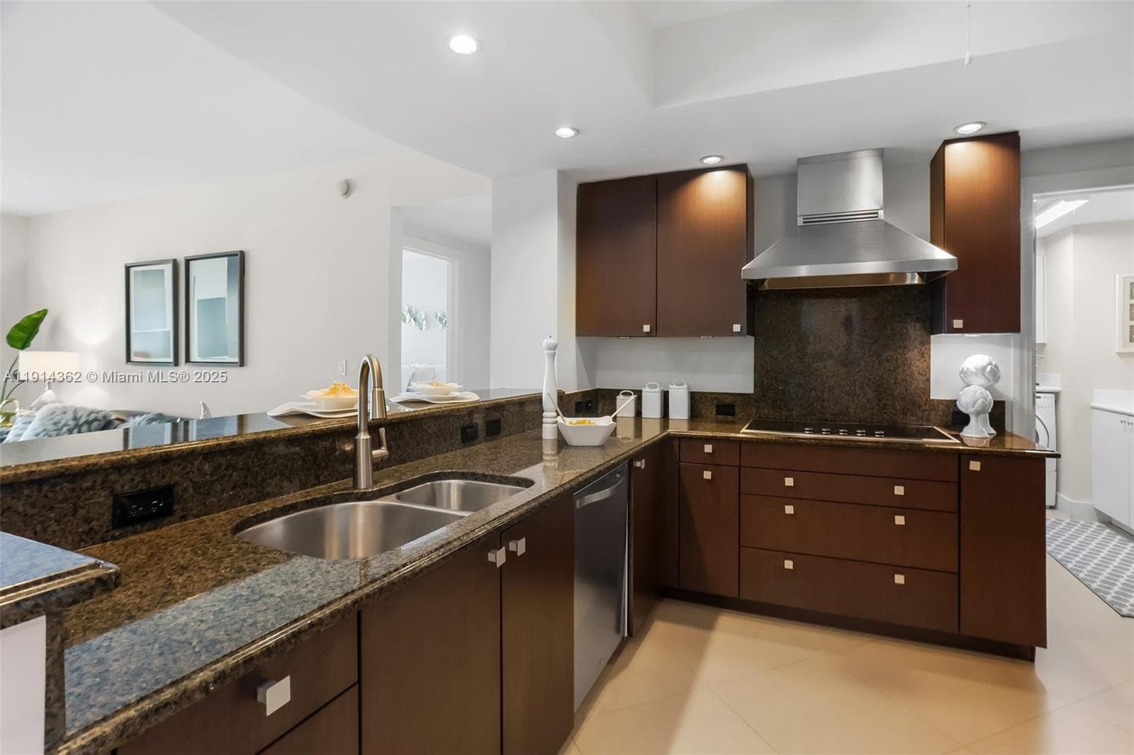 Plaza at Oceanside · #508 in Pompano Beach - Photo 15