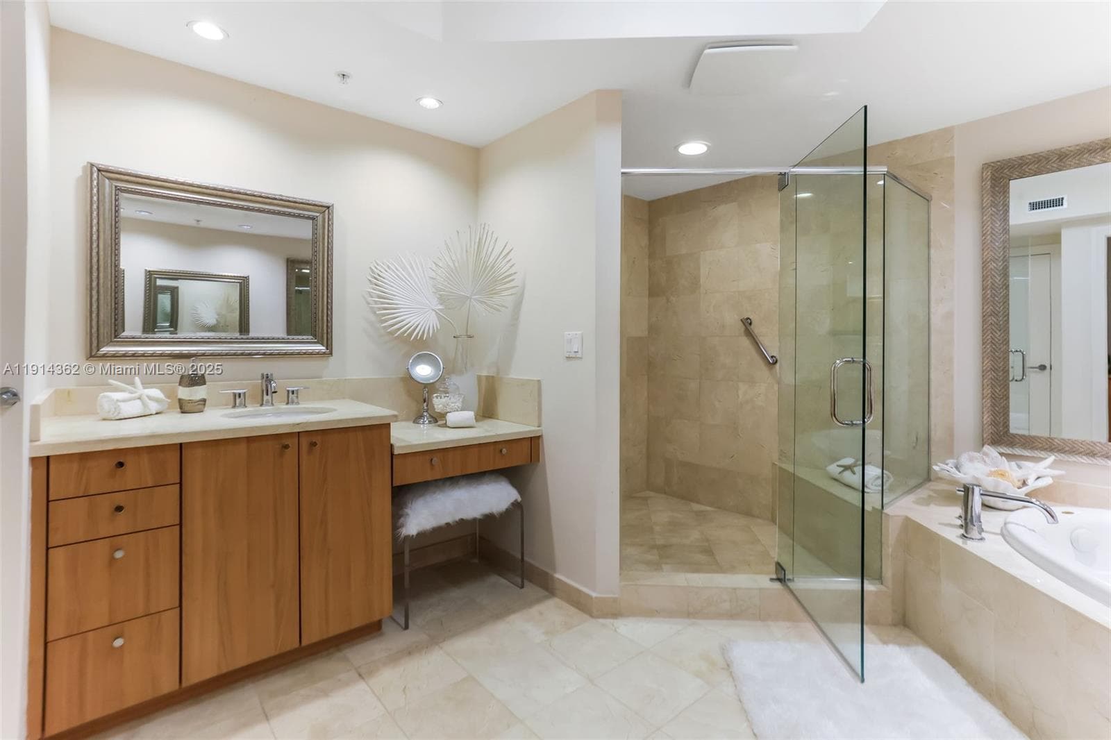 Plaza at Oceanside · #508 in Pompano Beach - Photo 35