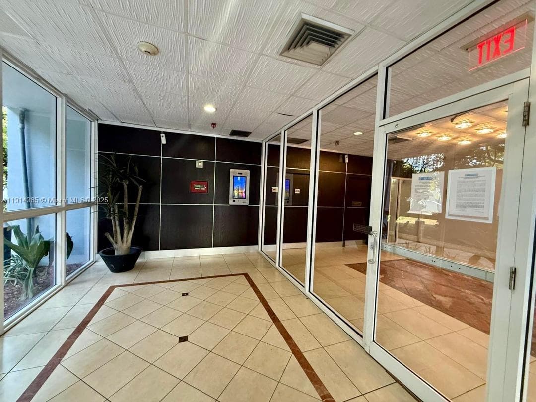 MADISON DOWNTOWN CONDO · #W-2105 in Miami - Photo 13