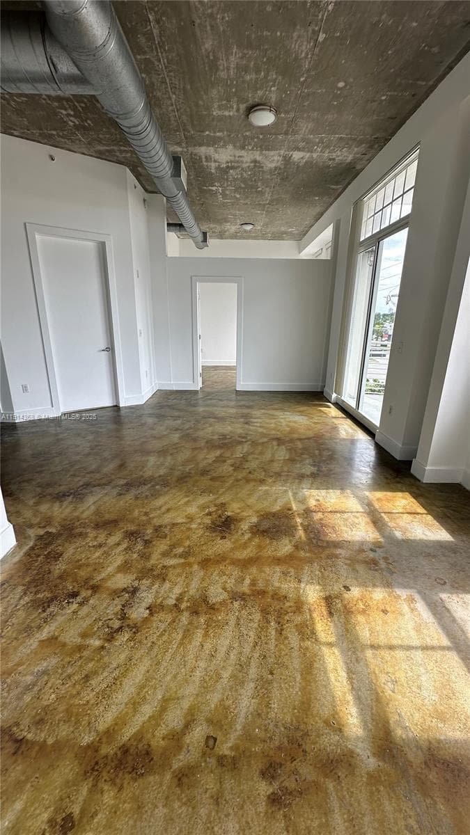 SKYLOFTS CONDO · #E303 in Miami - Photo 2