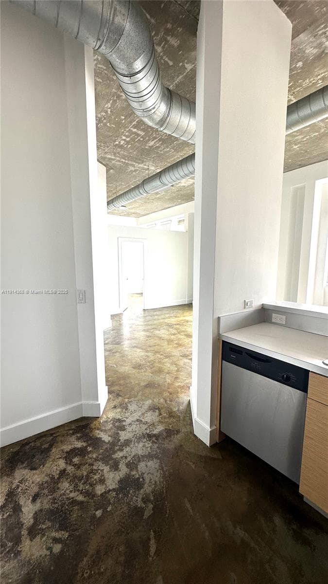 SKYLOFTS CONDO · #E303 in Miami - Photo 11