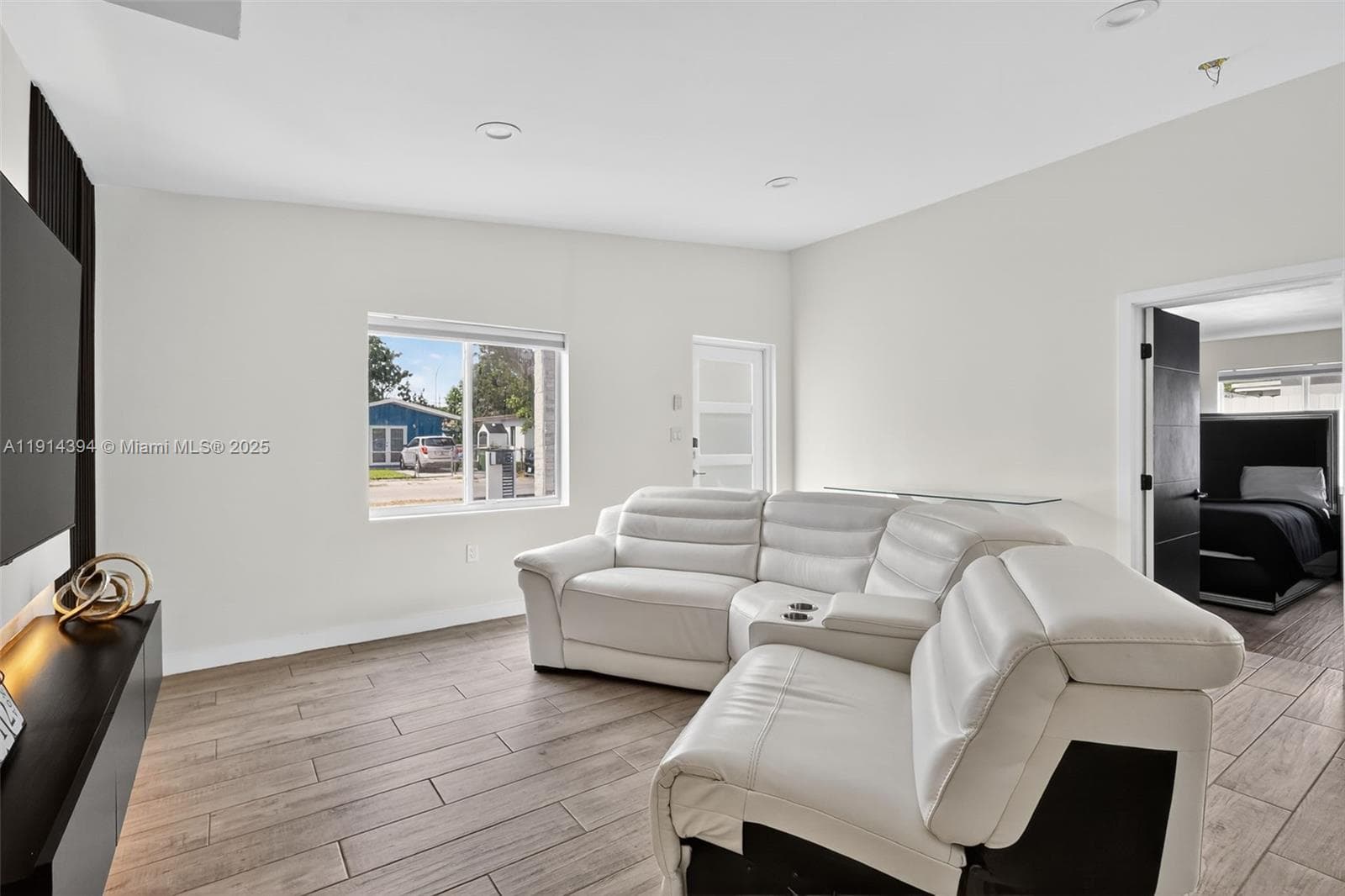 14055 NW 5th Pl photo 7