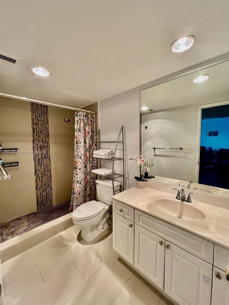 OCEANVIEW BUILDING A COND · #225 in Sunny Isles Beach - Photo 12