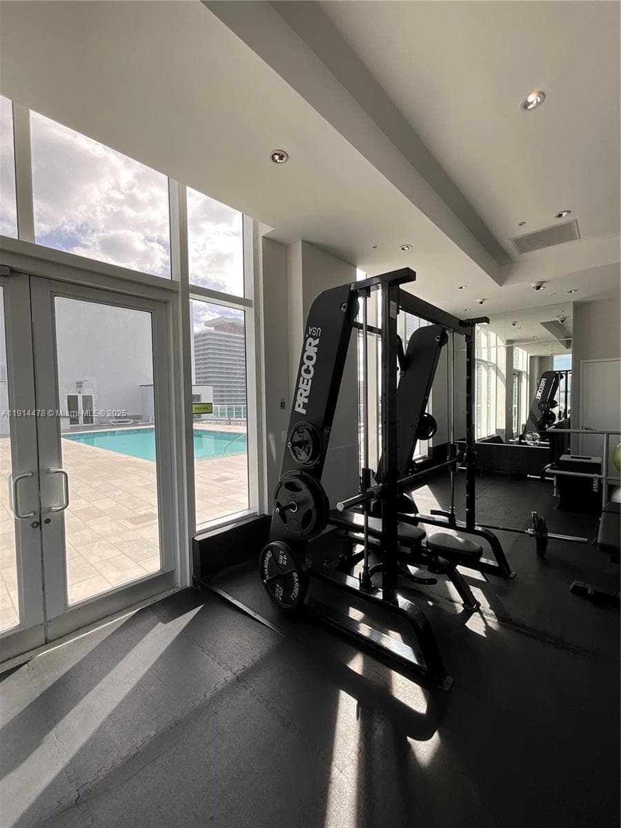 Loft Downtown II · #1911 in Miami - Photo 16