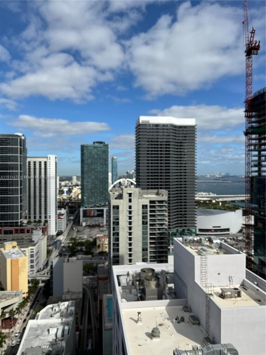 Loft Downtown II · #1911 in Miami - Photo 22
