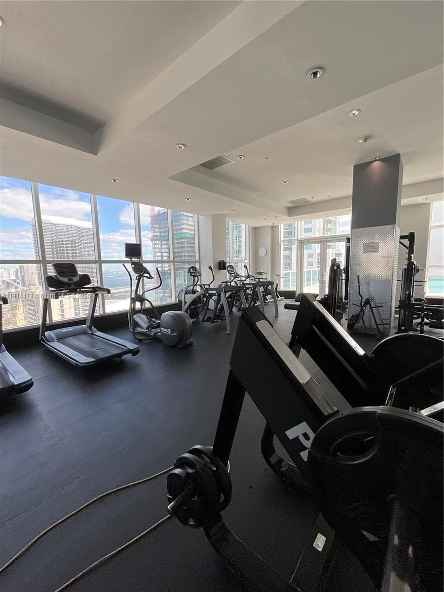 Loft Downtown II · #1911 in Miami - Photo 20
