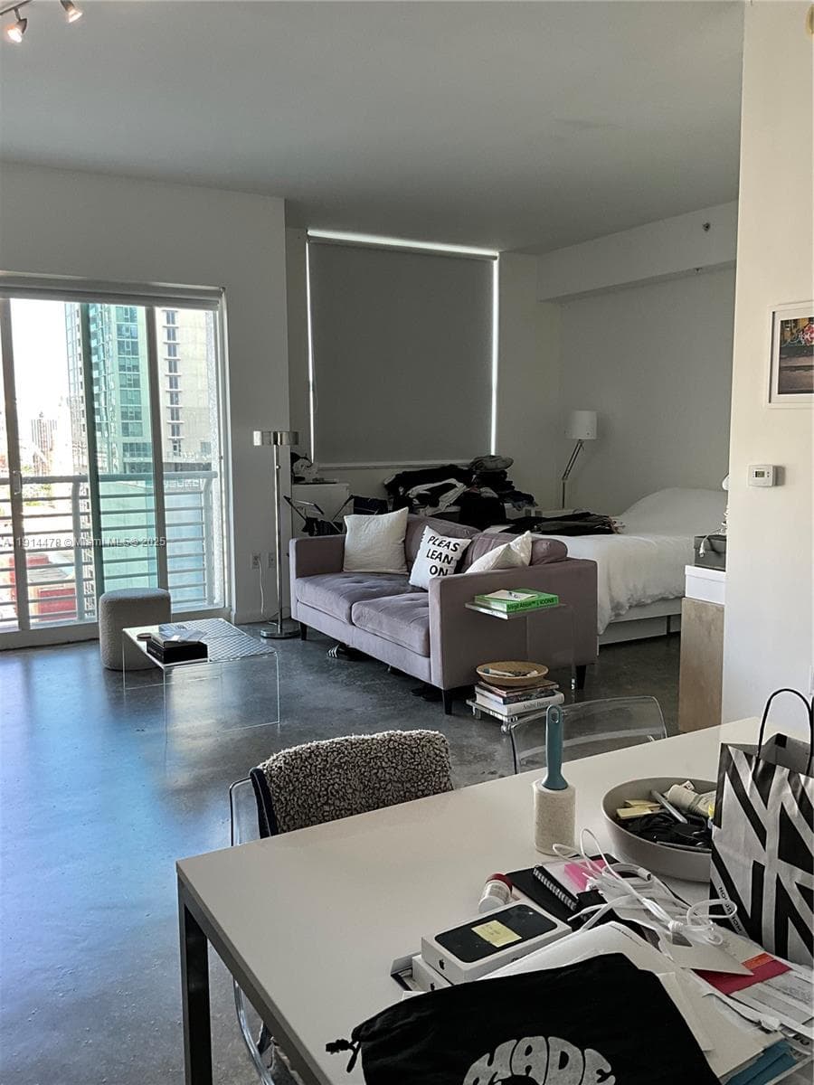 Loft Downtown II · #1911 in Miami - Photo 14