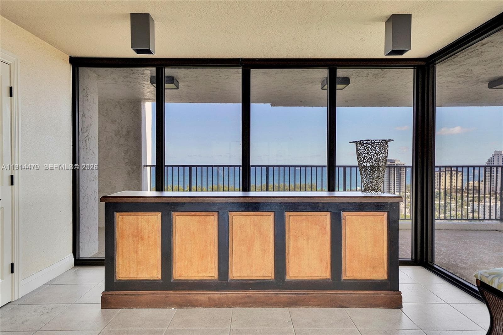Corinthian · #21A in Fort Lauderdale - Photo 37