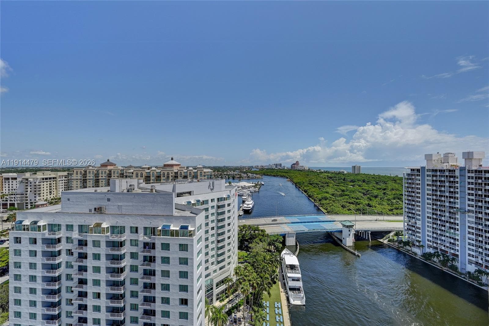 Corinthian · #21A in Fort Lauderdale - Photo 44