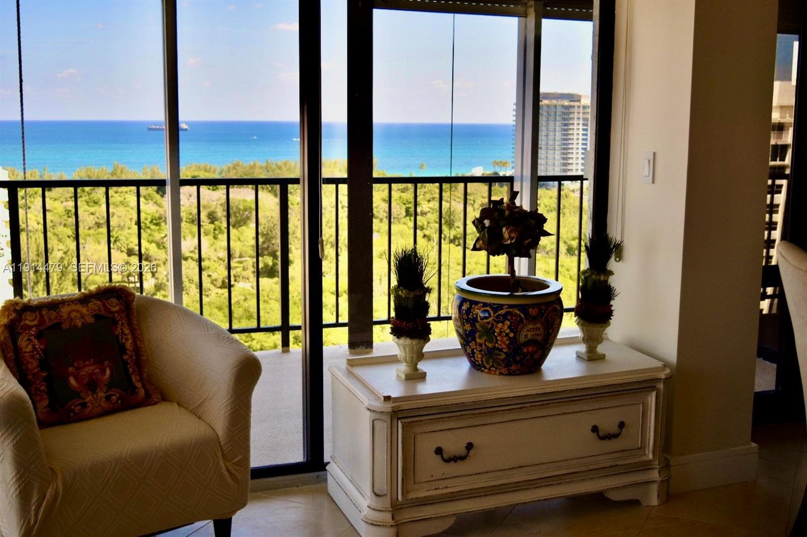 Corinthian · #21A in Fort Lauderdale - Photo 4