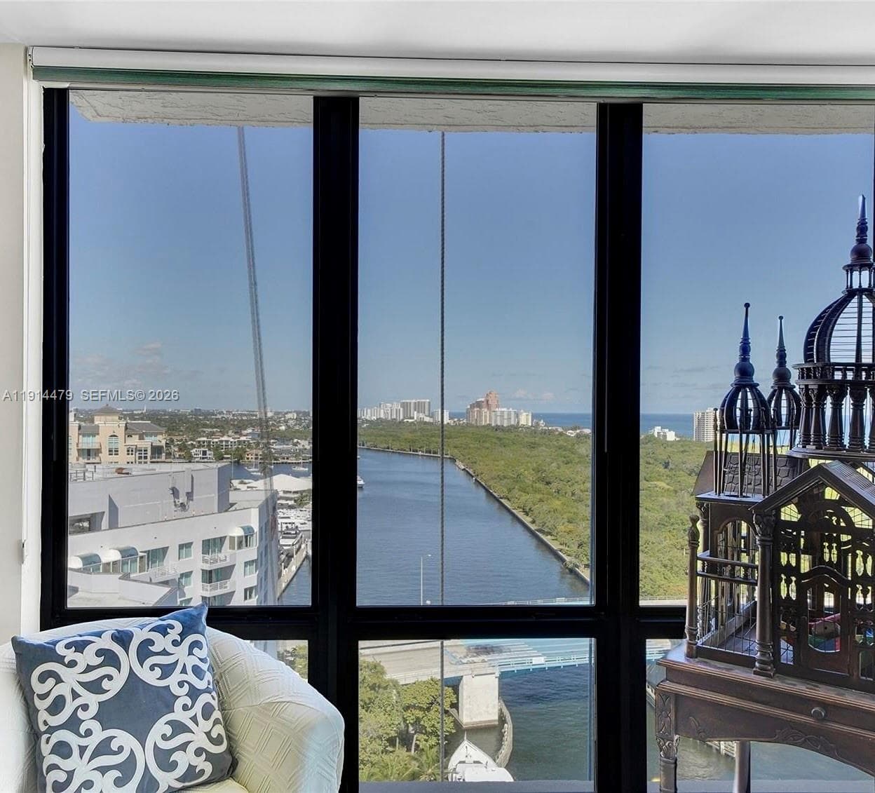 Corinthian · #21A in Fort Lauderdale - Photo 8