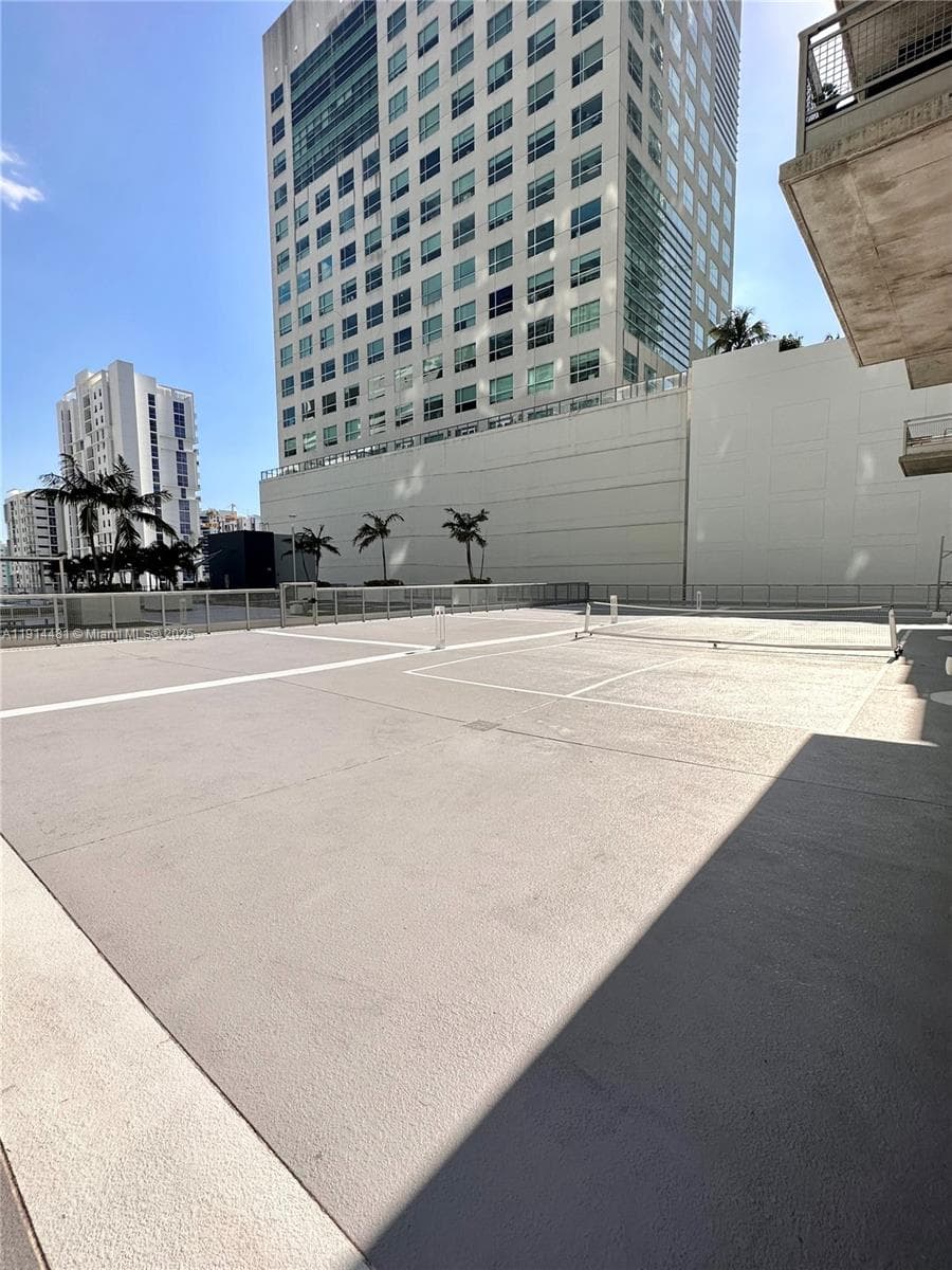 Pickell ball court